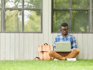 15 inch laptop big for college students