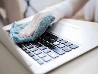 How to clean up laptop