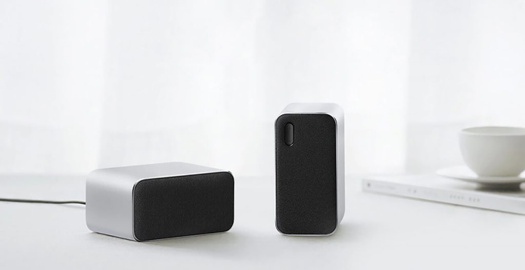 USB speaker on table